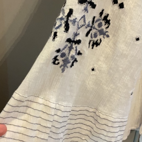 NWT! Free people White Embroidered Women's Top boho - Picture 5 of 7
